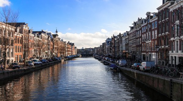 D10e Kicks Off Blockchain Conference Series in Amsterdam 1